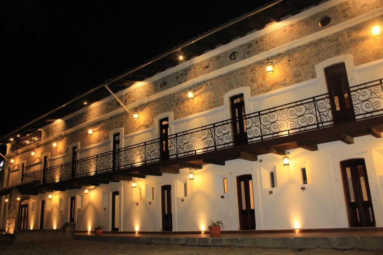 Hotel Atzalan Exterior foto